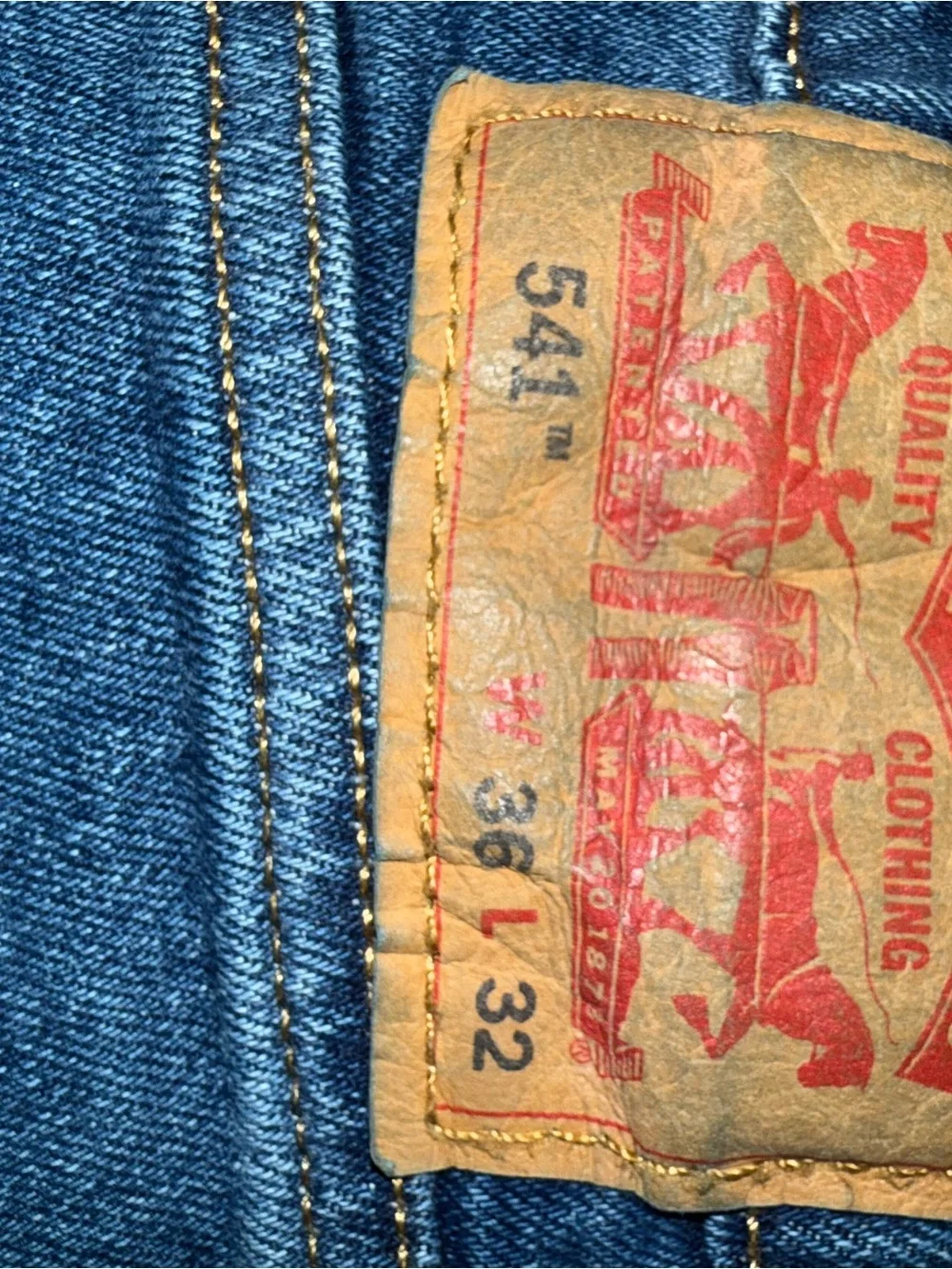 Levi's Classic Straight Indigo Blue Men's Jeans 36 x 32